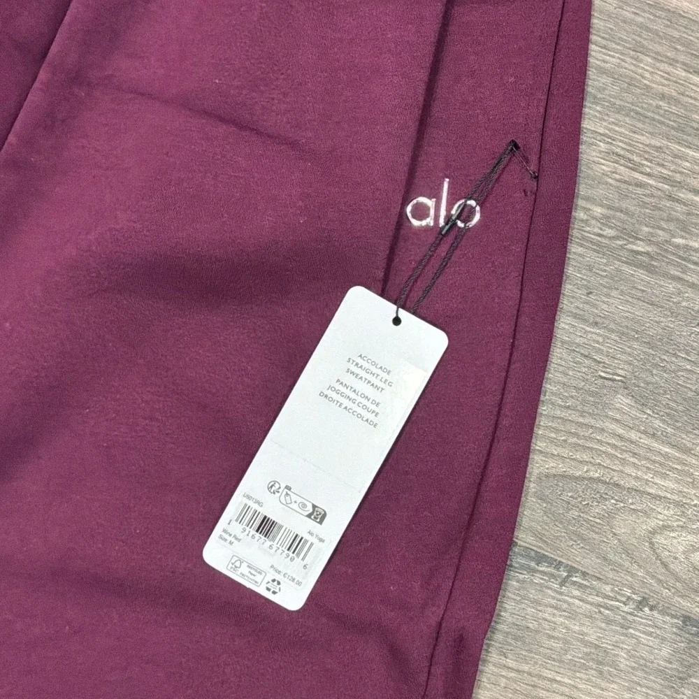 Alo Yoga Accolade‎ Straight Leg Sweatpant Wine Red Fleece Pants Medium NEW